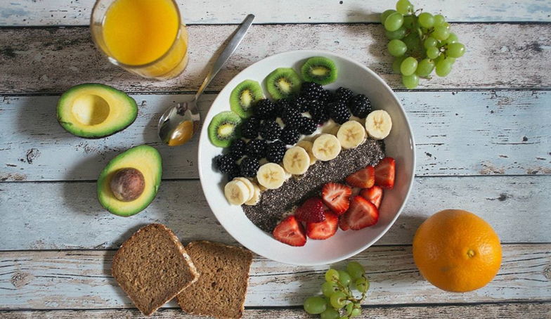gezond ontbijt met fruit